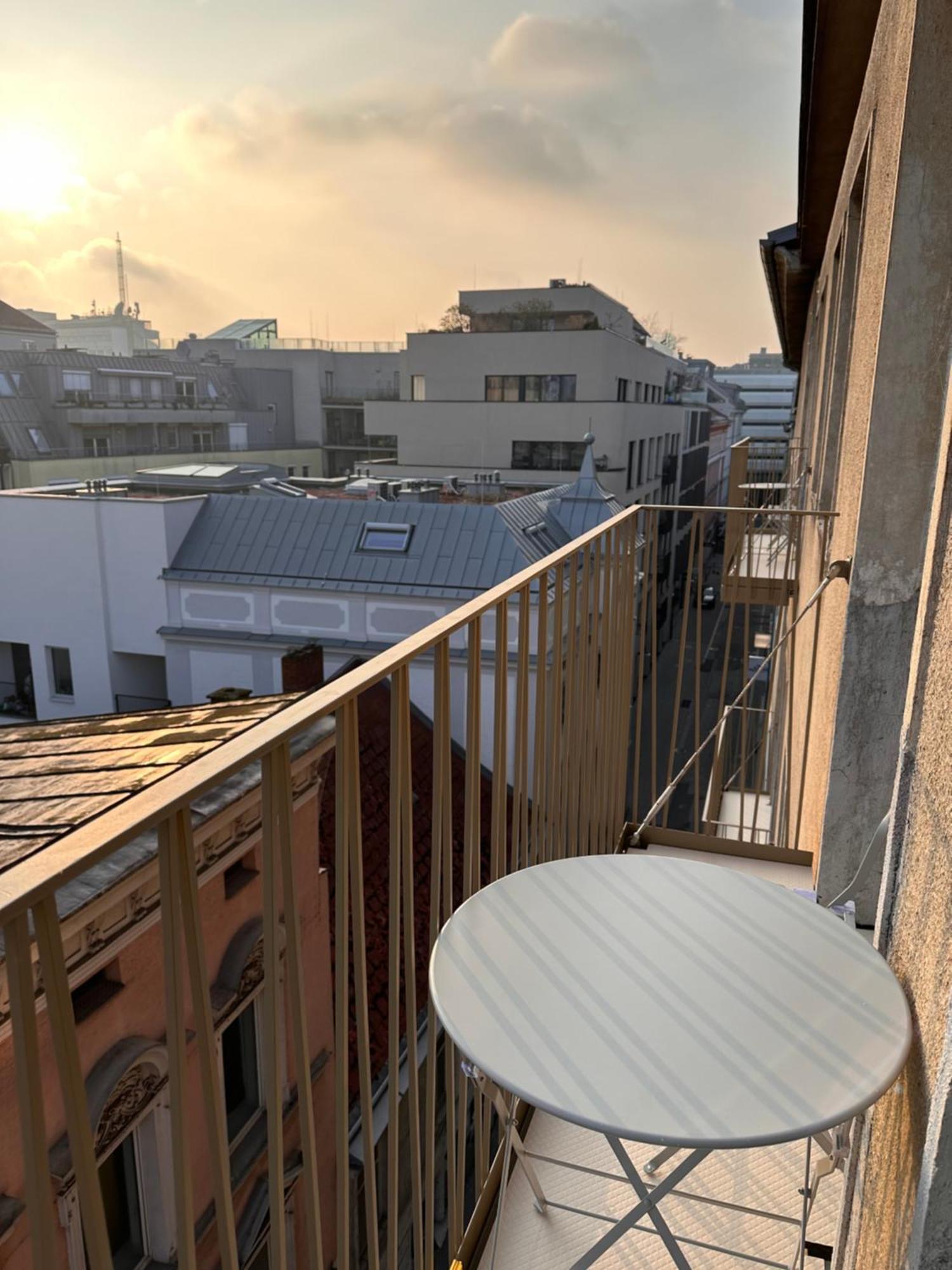 Rilke Apartments Linz Bagian luar foto